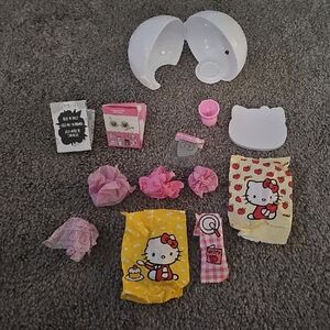 Hello Kitty Mini Verse Make it food Series 1 Cappacuino